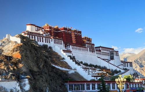 西藏有什么旅游景点呢_西藏有哪些旅游景点好玩