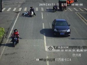 国产电车撞人视频大全播放