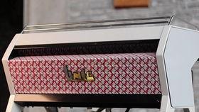 国产双头咖啡机视频播放,高效便捷，尽享咖啡时光