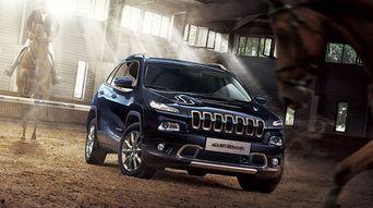 国产雪地suv测试视频,驰骋雪域，谁与争锋？