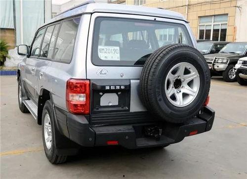 国产猎豹q6越野视频,国产硬派SUV的极限挑战之旅